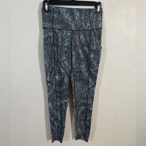 Lululemon Fast and Free Leggings 25” Feather Print Gray Blue Size 4